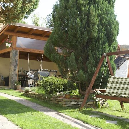 Zlty Domcek - Apartman Svabovce Dış mekan fotoğraf