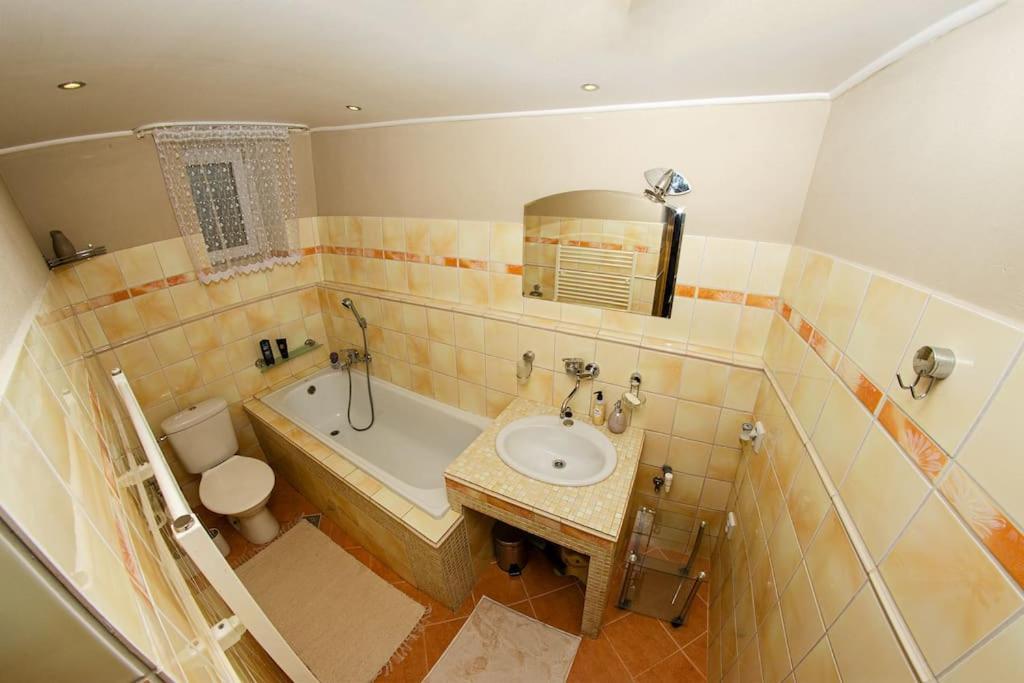 Zlty Domcek - Apartman Svabovce Dış mekan fotoğraf