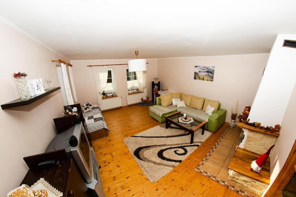 Zlty Domcek - Apartman Svabovce Dış mekan fotoğraf