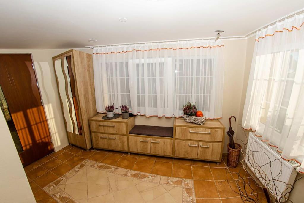 Zlty Domcek - Apartman Svabovce Dış mekan fotoğraf