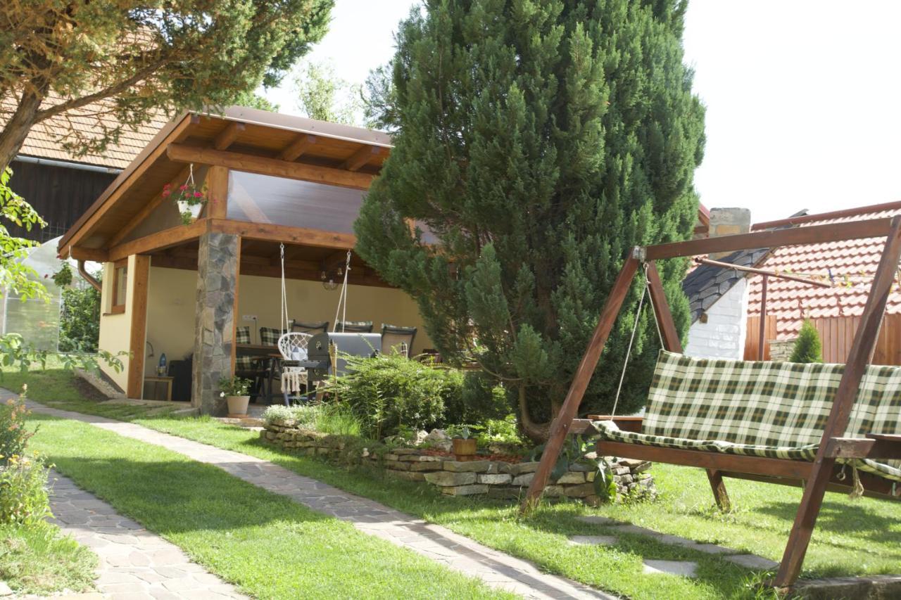 Zlty Domcek - Apartman Svabovce Dış mekan fotoğraf